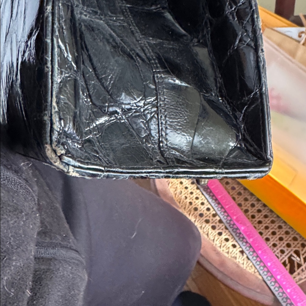 Vintage Black alligator purse - Picture 5 of 7